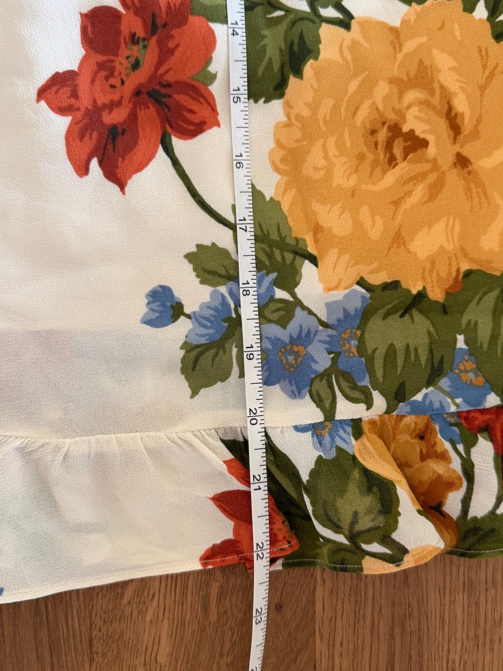 Reformation floral Dress size 0 - Picture 8 of 8